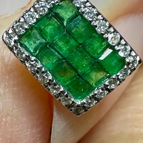 14K White Gold Emerald Diamond Stud Earrings | Art Deco Style | 585 Marked - Picture 10 of 16